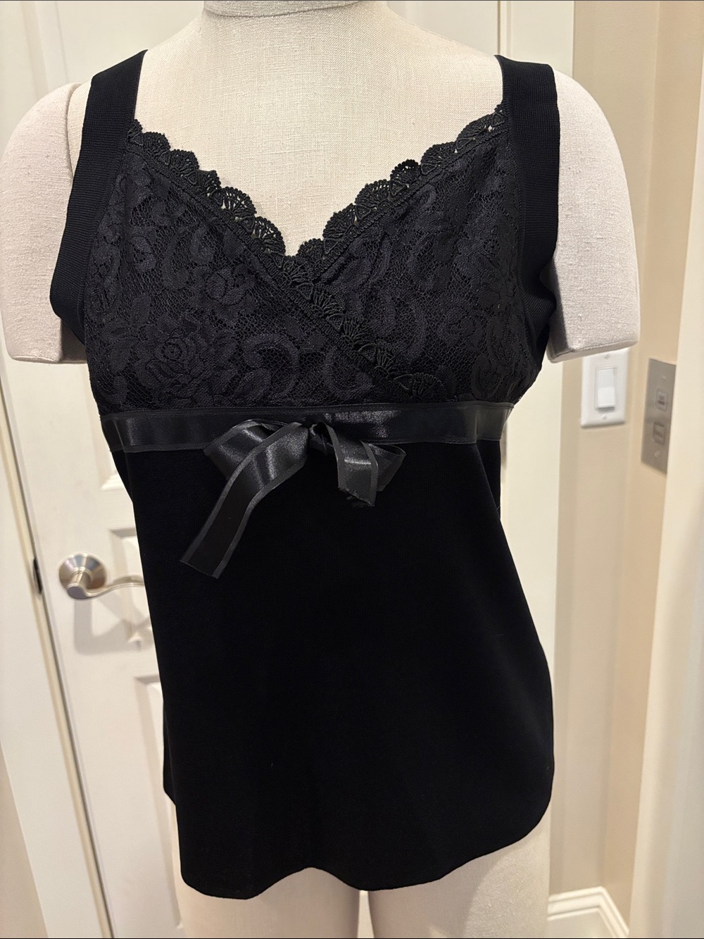 Misook Black Lace-Trim Sleeveless Top